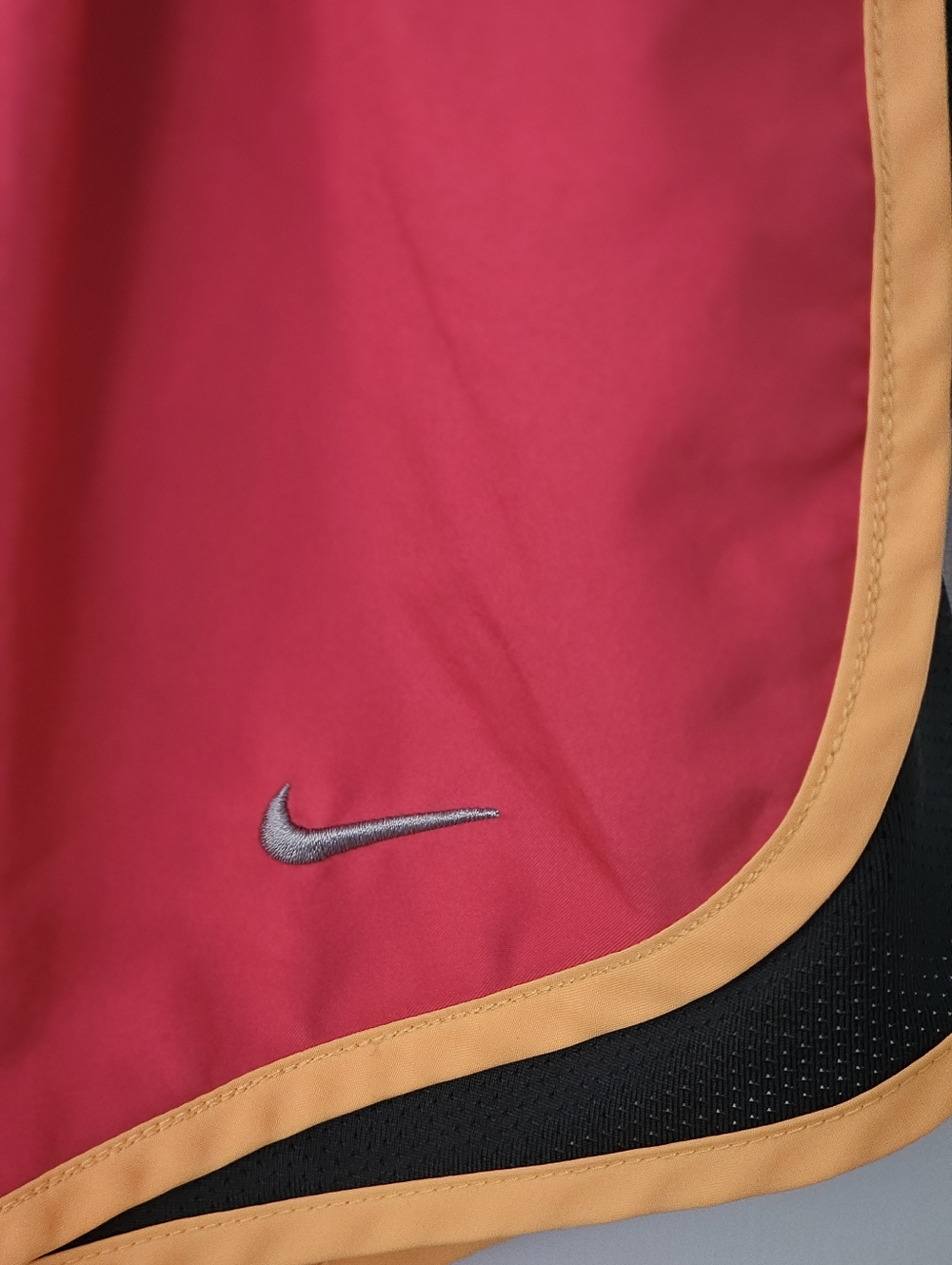 NIKE SHORTS - Picture 4 of 4